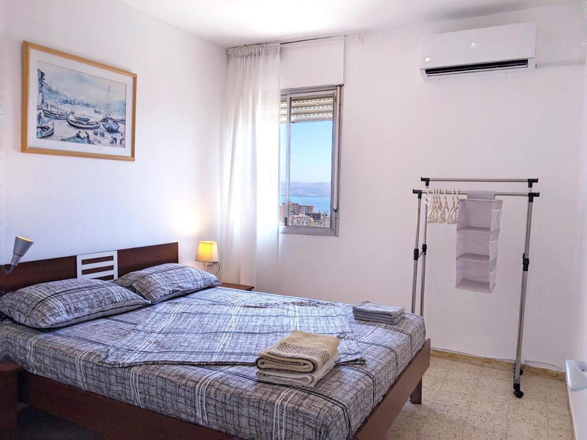 1Bdrm Apt With Panoramic View Of Sea And Mountains Тиберия Екстериор снимка